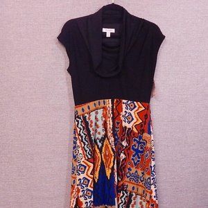 Women's Dressbarn Size 6 Long Dress With Southwest / African Patterns